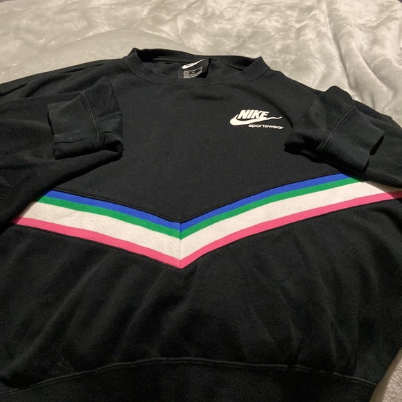 Small retro Nike striped cropped sweatshirt - Picture 2 of 2
